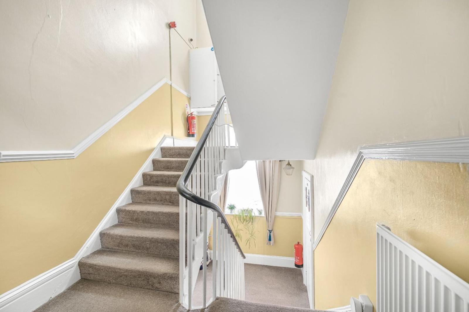 Summerlands Guest House Torquay Buitenkant foto