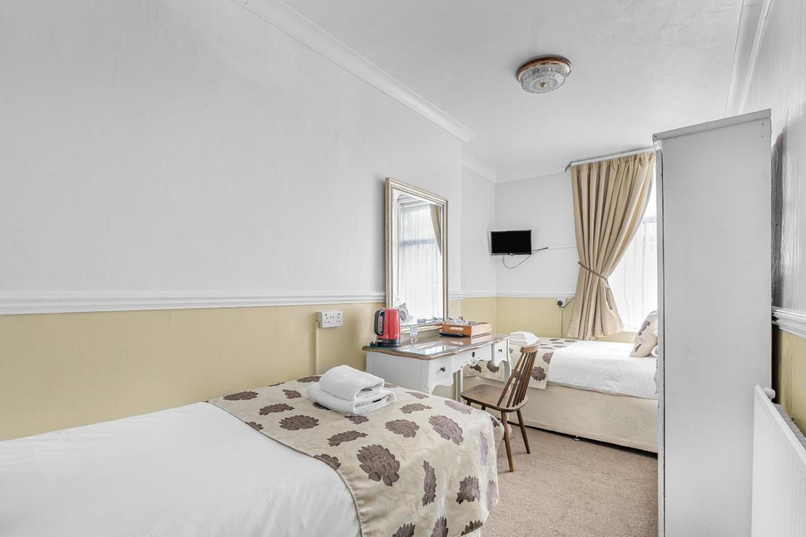 Summerlands Guest House Torquay Buitenkant foto